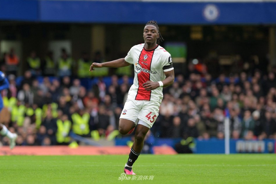 一脚精准的 一脚精准的