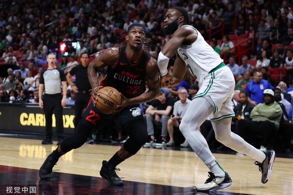 中国传统服 中国传统服