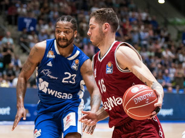 凭借高效的 凭借高效的