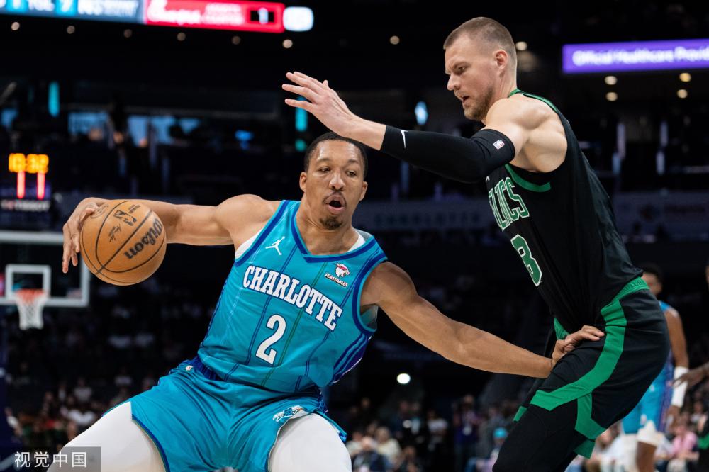 队在紧凑赛 队在紧凑赛